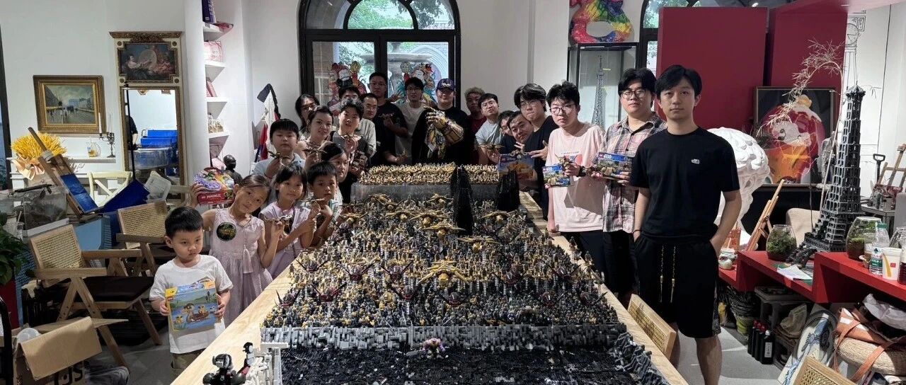 爷青回!我们用乐高积木搭建还原出了超级英雄系列电影复仇者联盟4:终局之战场景!